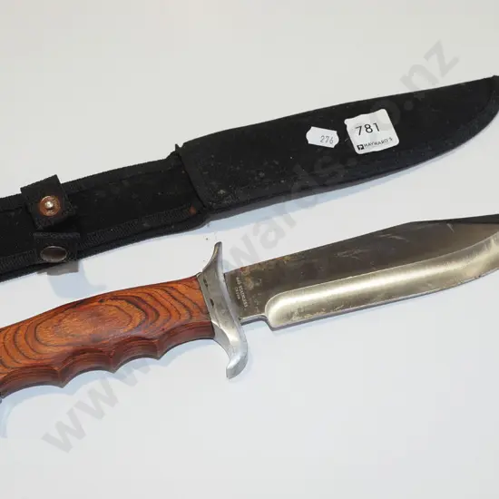wood handled hunting knife & sheath