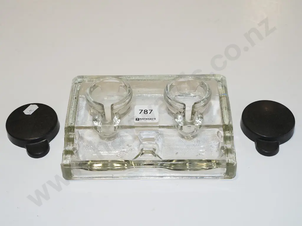 vintge desk top ink well set Image 1++
