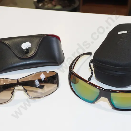 2 pairs of sunglasses & cases