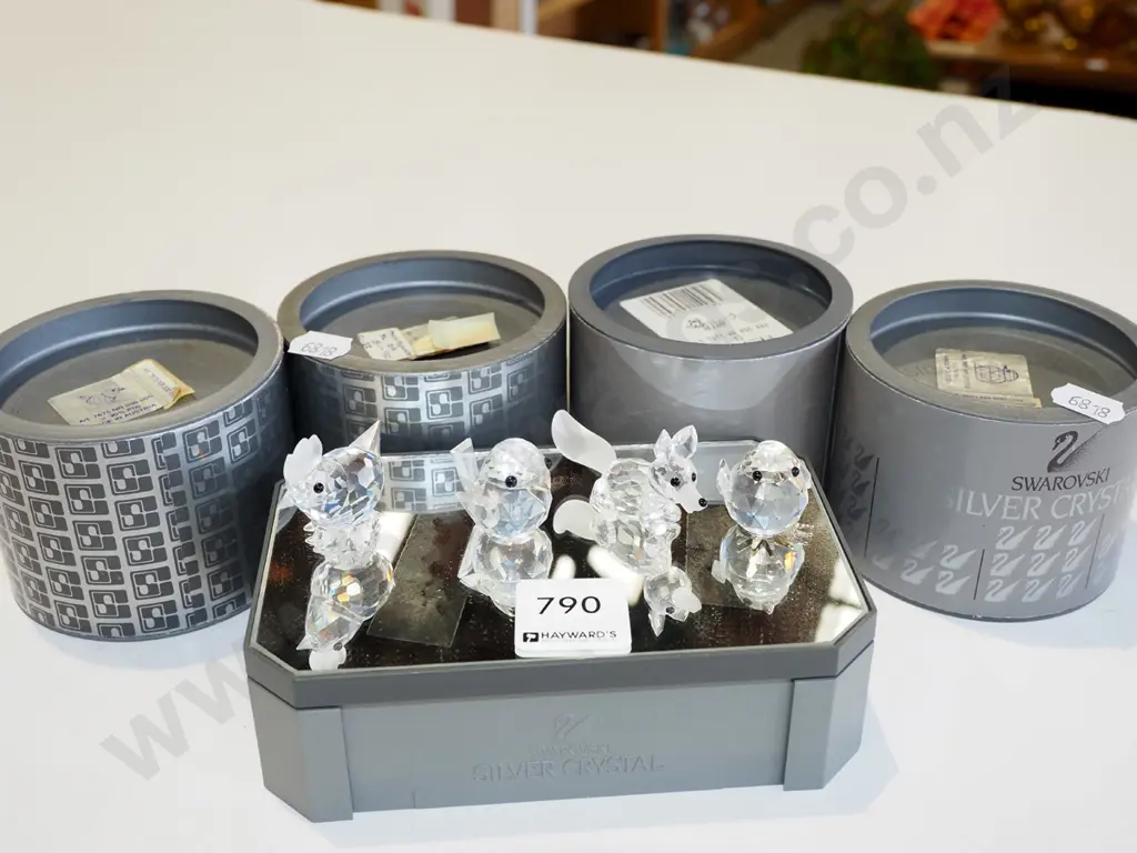 4x boxed Swarovski crystal miniature animals on mirrored glass stand Image 1++