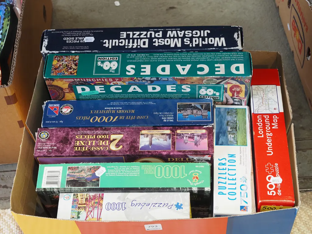box of puzzles Image 1++