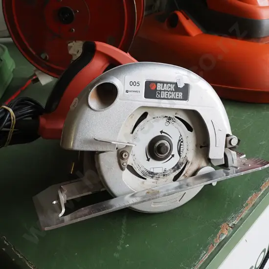 B&D skilsaw
