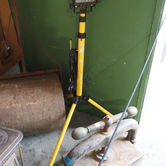 halogen light on stand