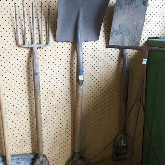 wooden handle fork, wide mouth shovel, spade - blue dots