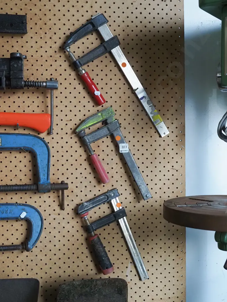 3x F clamps - orange dots Image 1++