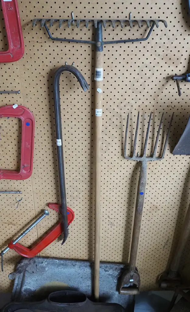 garden rake Image 1++