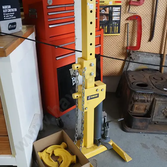 Ironside 1 tonne hydraulic strut coil spring compressor