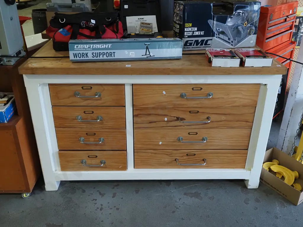 work bench/8 drawer chest H870 W1400 D650 Image 1++