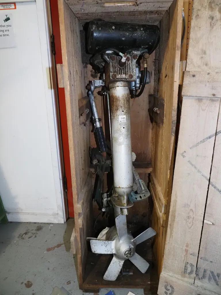 Seagull 9 speed outboard motor in original packing case - As Is No Returns Image 1++