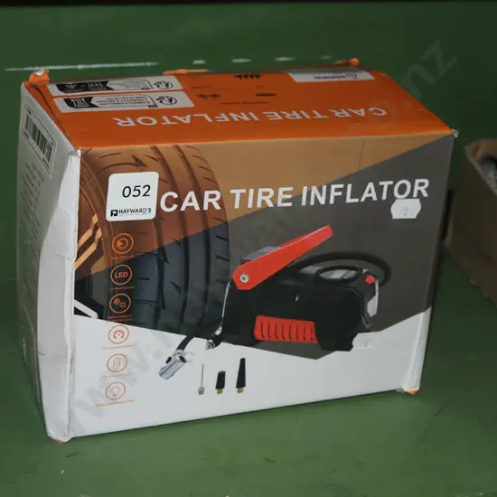boxed 12V car tye inflater