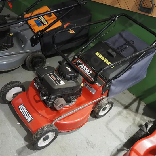 Morrison Vinaro 4 stroke motor mower with Masport 500 Series motor
