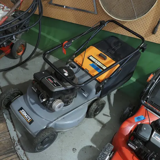 Morrison Classic 4 stroke motor mower with Briggs & Stratton 450 Series motor