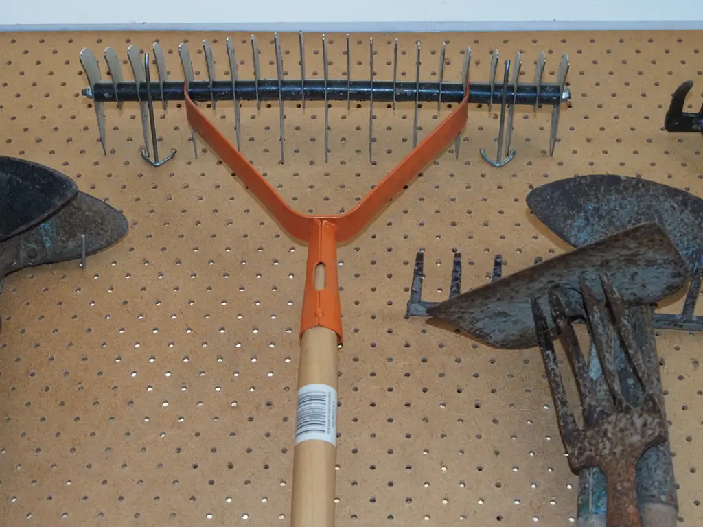 Atlas lawn scarifier Image 1++