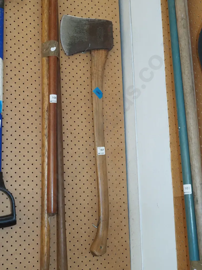 vintage axe Image 1++