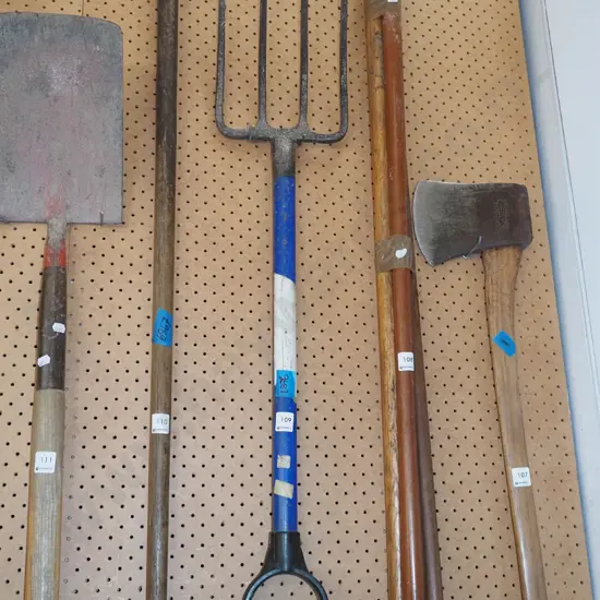 metal handled garden fork