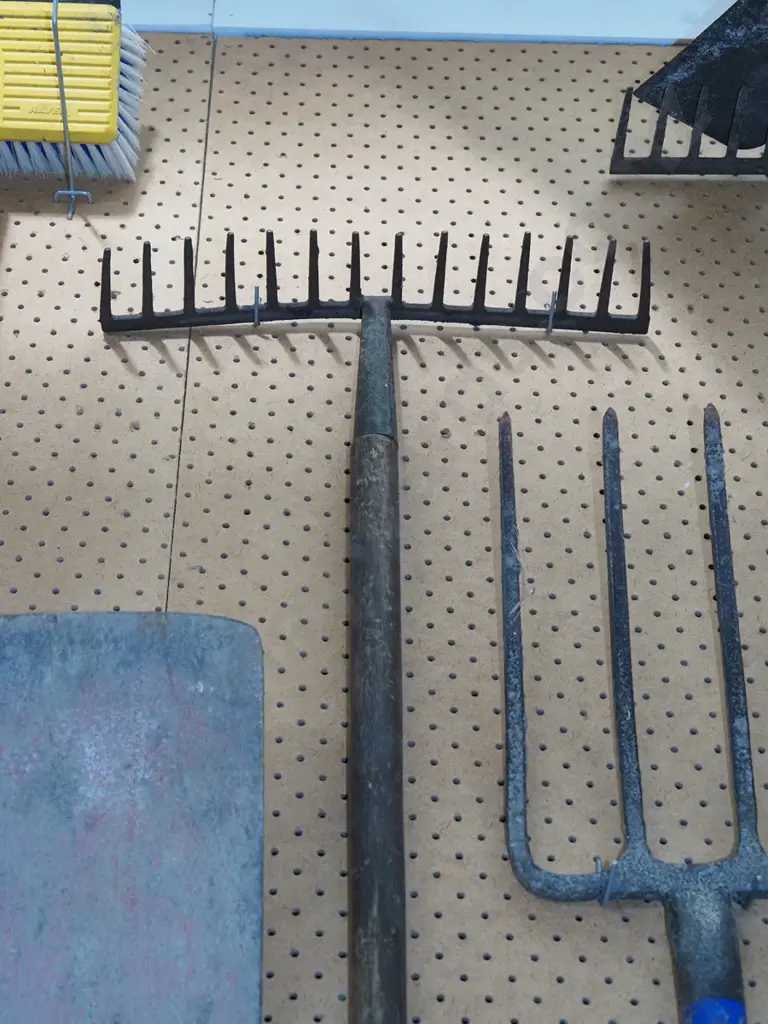 garden rake Image 1++