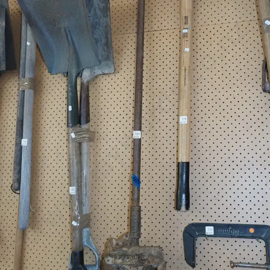 vintage hand operated adjustable width post hole borer