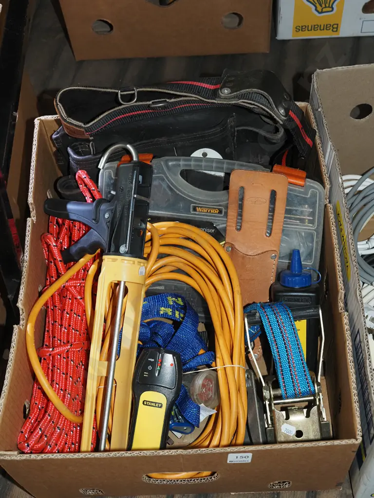 box; caulking gun, stud finder, rope, builder's belt etc Image 1++