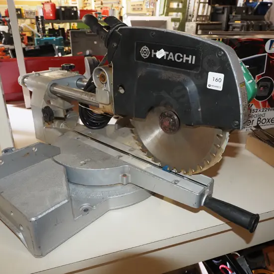 Hitachi 8.5" slide compound mitre saw