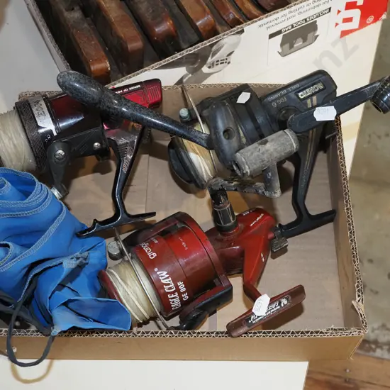 box; 3x fishing reels