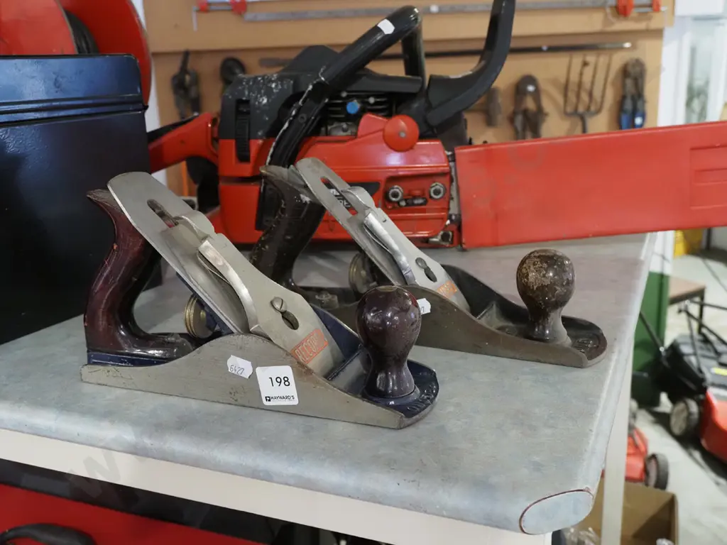 Record 4.5 and Stanley 5 hand planes Image 1++