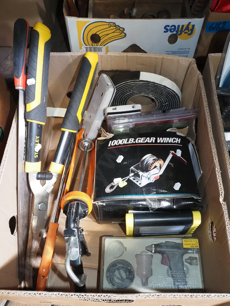 box; hand operated winch, caulking gun, calculators etc Image 1++