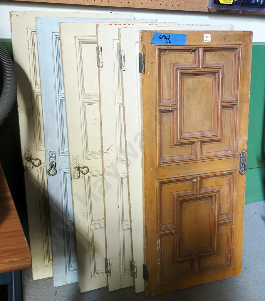 6x wooden cupboard doors H965 W430 Image 1++