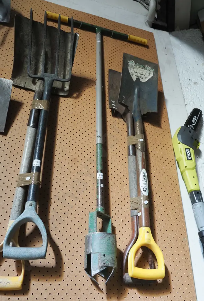 hand operated post hole borer Hole Diam100 Image 1++