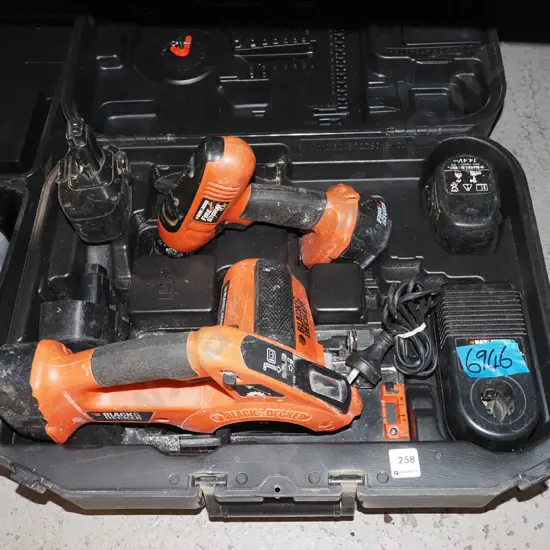 Black and Decker battery powered tool set, drill, plunge saw, 4x batteries in plastic carry case