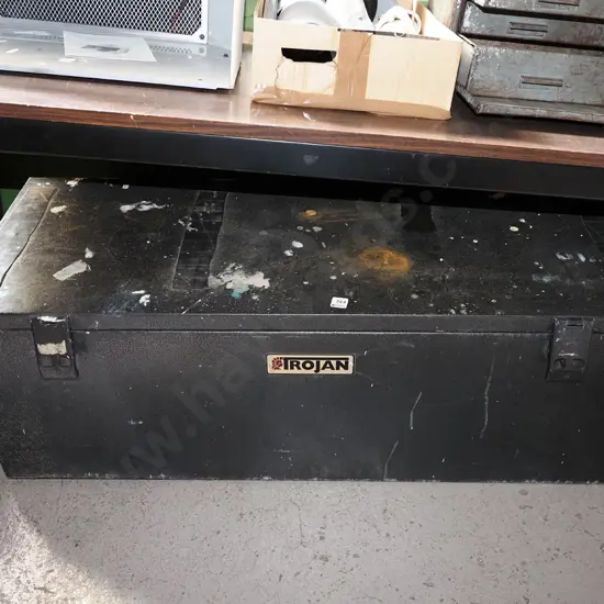 large Trojan metal tool box H400 W1130 D430