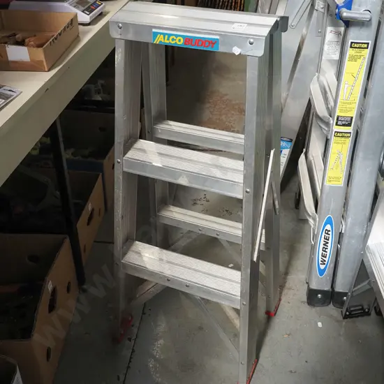 Alco 2 step aluminium ladder