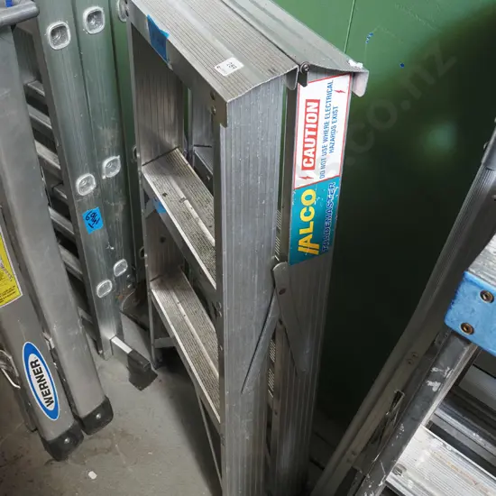 Alco 2 step aluminium ladder