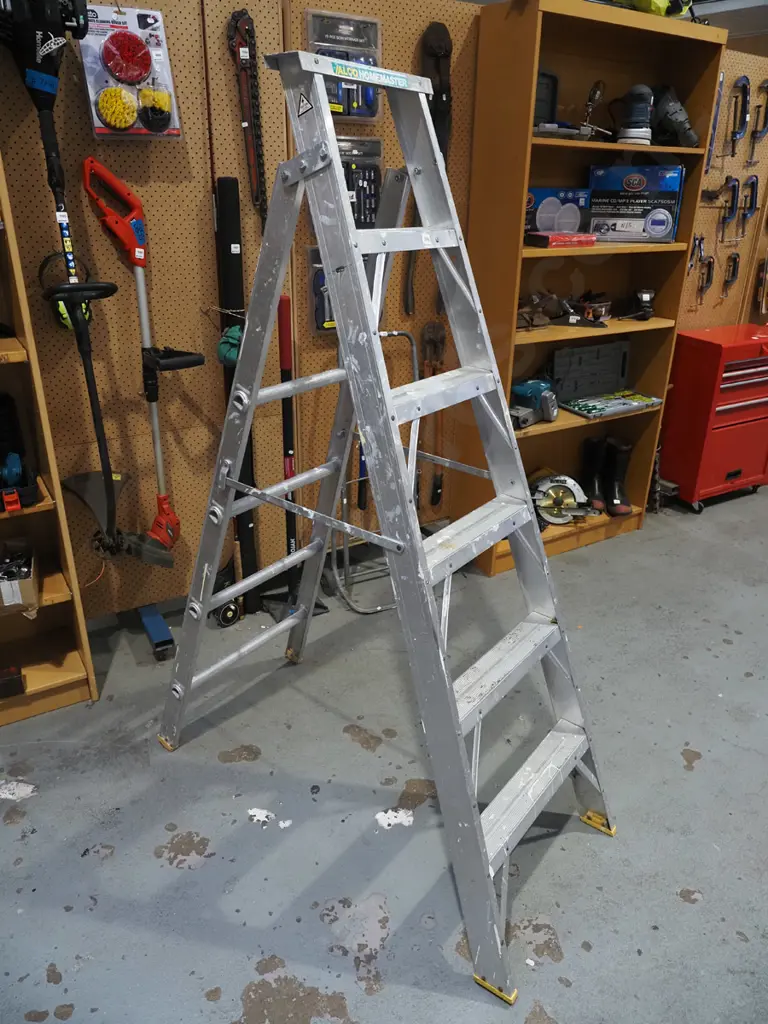 Alco 5 step aluminium laddder Image 1++