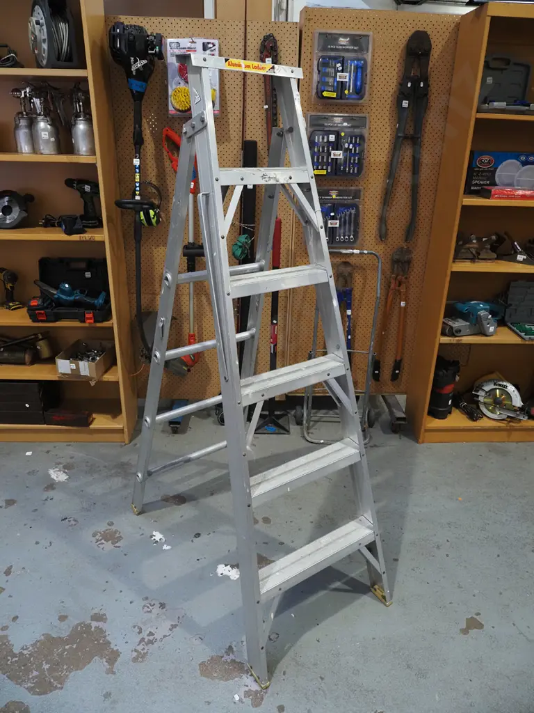 Alco 5 step aluminium laddder Image 1++