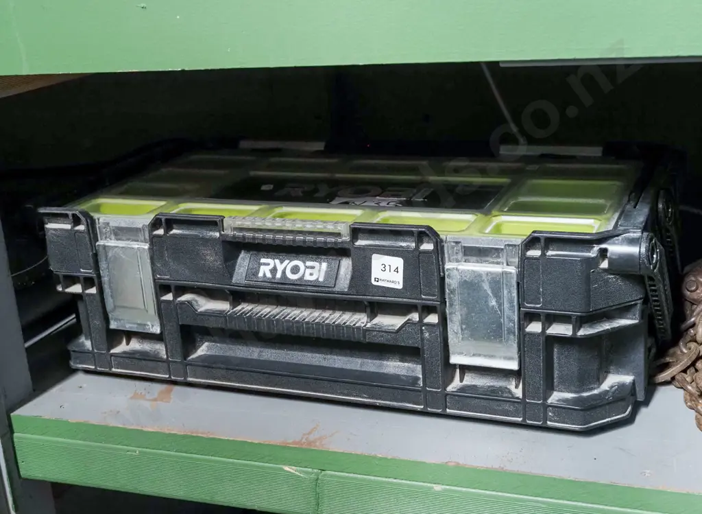 Ryobi plastic organiser Image 1++