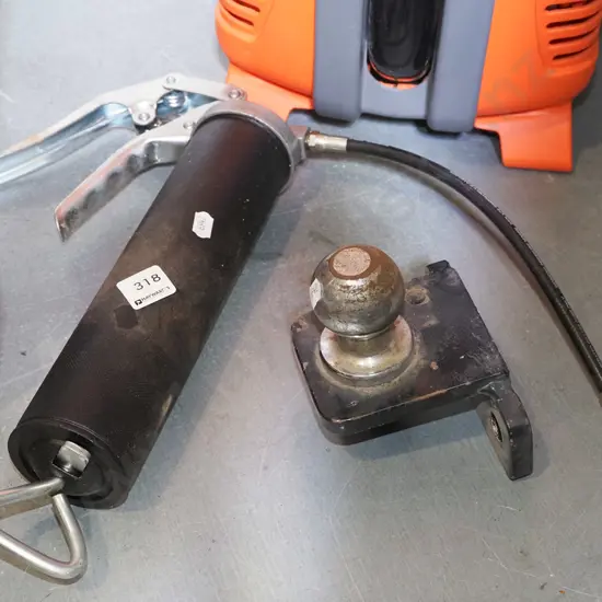 grease gun, tow ball