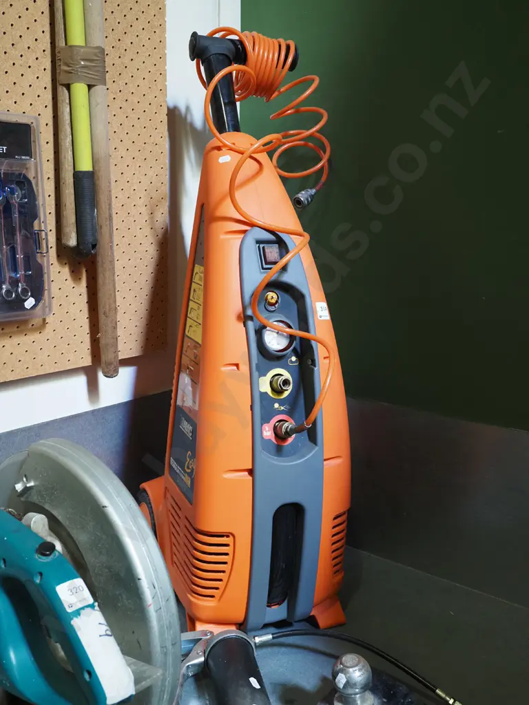 Abac air compressor Image 1++