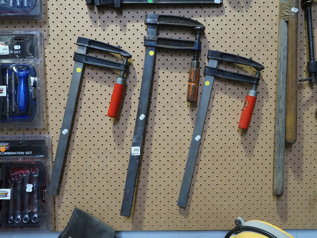 3x F clamps - yellow dots Image 1++