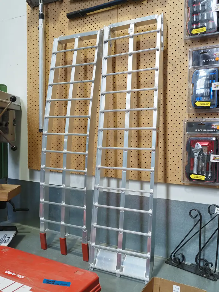 aluminium 2 part ramp Image 1++