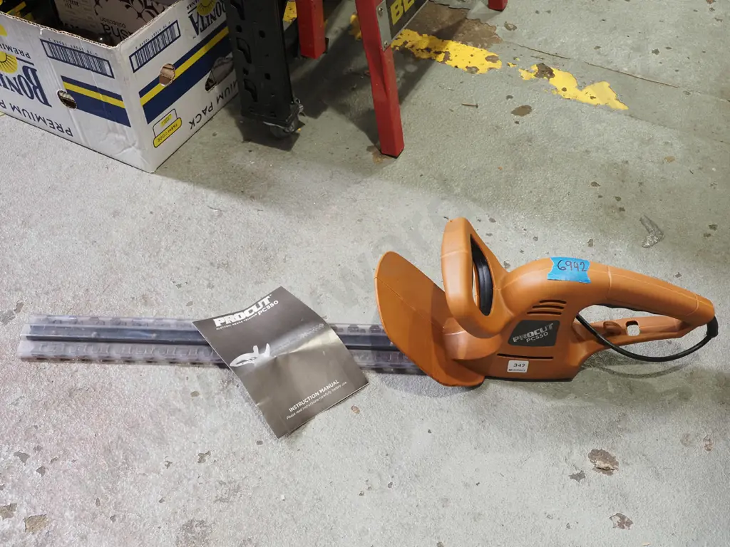 Procut PC550 corded hedge trimmers Image 1++