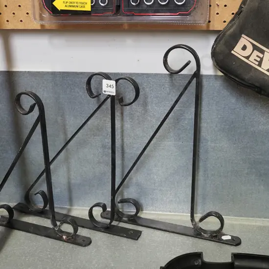 3x metal shelf brackets