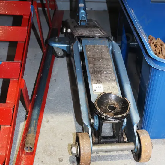 trolley jack