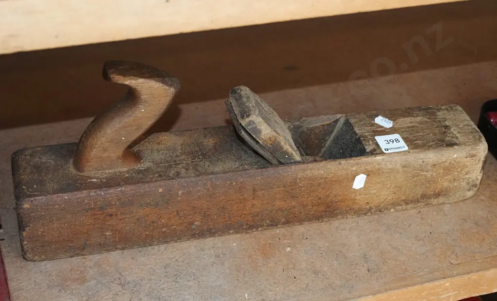 wooden hand plane Image 1++