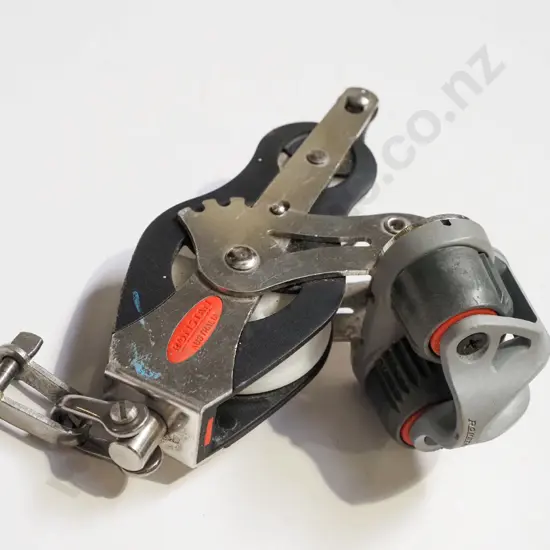 Ronstan All Purpose Fiddle Block with Becket and cleat