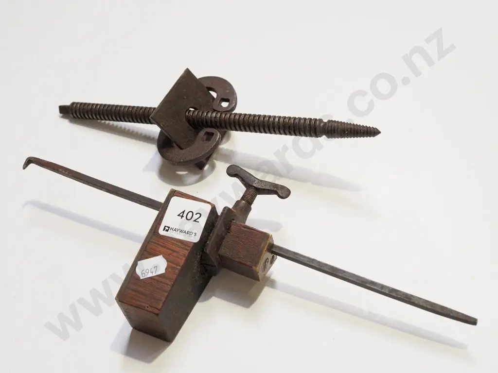 vintage wooden and brass mortice marker gauge, antique wood carver's bench screw Image 1++