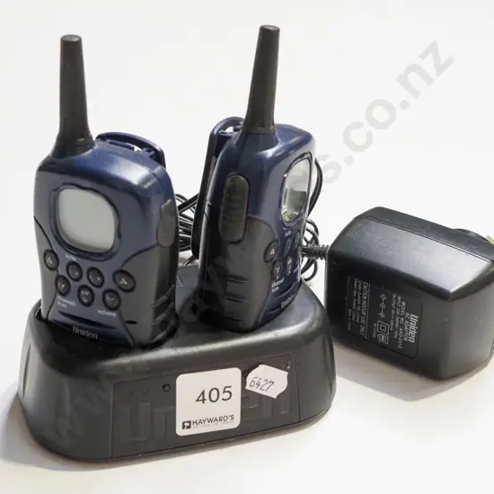 2x Uniden 2 way hand held radios