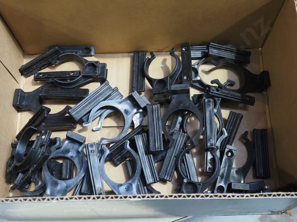 box; black plastic fishing rod clips Image 1++