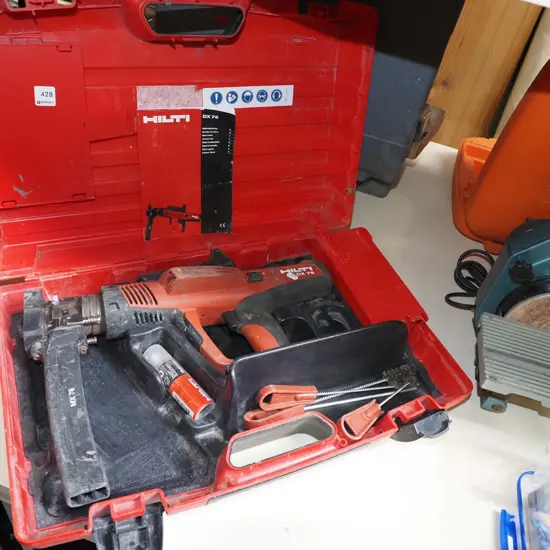 Hilti DX76 semi automatic powder actuated fastening tool
