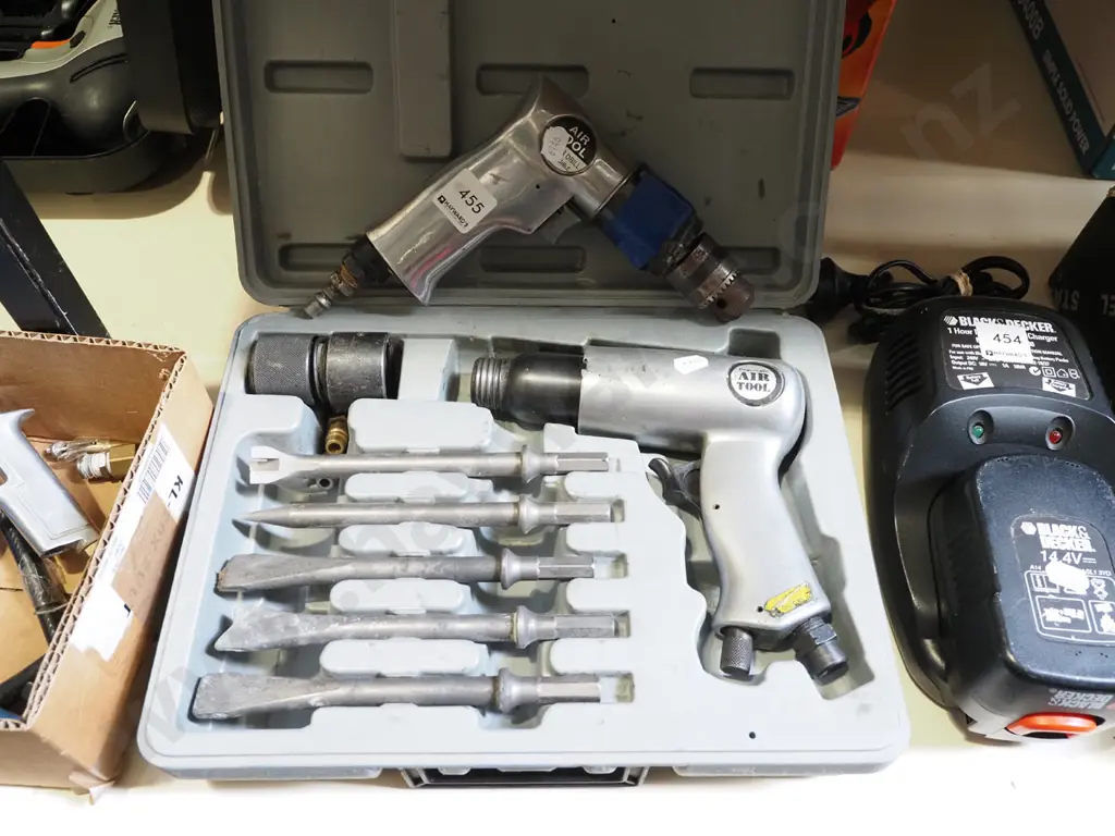 cased air powered hammer drill, drill Image 1++