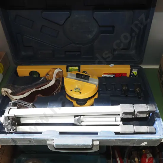 cased laser level